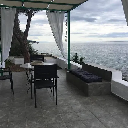 Mystique Serenity Holiday home Palaiontsiflikion